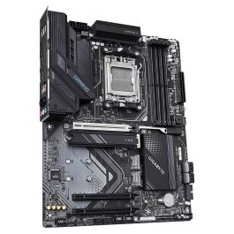 GIGABYTE Placa Base X870 GAMING WIFI6 Chipset AMD X870 Socket AM5 ATX DDR5 PCIe 5.0