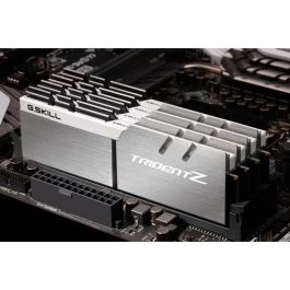 G.Skill 32GTZSW Memoria RAM Kit 32GB (2x16GB) DDR4 PC 3200 CL16 Trident Z para PC de Sobremesa