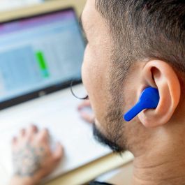 Auriculares Inalámbricos con Estuche de Carga Blue InnovaGoods Auriculares Inalámbricos con Estuche de Carga Blue InnovaGoods