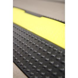 Normaluz Protector pasacable 900x500x70mm con tapa abisagrada y 3 carriles interiores