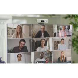 Logitech Webcam Brio 500 1080p 4MP, Autofocus, Rightlight 4 HDR, dFoV 90°, Micrófono Estéreo, Tapa Privacidad, USB-C, Blanco Crudo