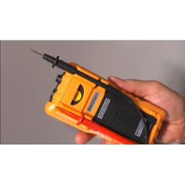 Pancontrol Multímetro Digital CAT III 600V NCV - Probador Voltaje sin Contacto con Pantalla Iluminada y Linterna LED
