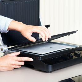 Parrilla Eléctrica Black & Decker BXGR2000E Negro 2000 W