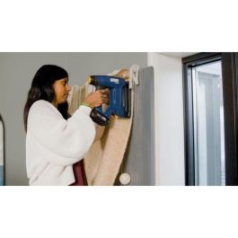 Rapid BTX553 Grapadora de batería 18V para grapas 53/8-20mm y 8/15-20mm, Kit con batería 2.5Ah, cargador y estuche