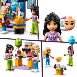 LEGO 42610 Friends Karaoke, Juguete Musical con Muñecas Liann y Nova y Figura Gecko