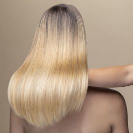 Sisley Aceite Embellecedor L'Huile Précieuse Cabello con Karité y Moringa: Nutrición, Brillo, Suavidad y Textura Ligera 100 ml