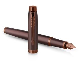 PARKER 2190512 Pluma Estilográfica IM Monochrome Burgundy PVD M, Tinta Azul, Acero Inoxidable, Laca, Caja Regalo