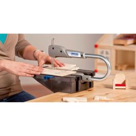 DREMEL MS20-1/5 Sierra de Calar Compacta Moto-Saw 70W 2 en 1 (Estacionaria/Portátil) Variador de Velocidad 1.500-2.250 rpm para Cortes de Precisión