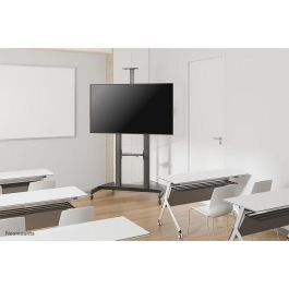 Neomounts PLASMA-M1950E Soporte de Suelo Móvil para Pantallas 60-100 pulgadas, 100 kg, VESA 200x200-1000x600, Altura Manual 134-166 cm, Negro