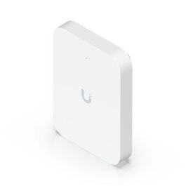 Ubiquiti AP WiFi 7 Montaje Pared, 4 Spatial Streams, 115 m2, 3x 2.5 GbE RJ45 PoE, Switch Integrado para Hostelería