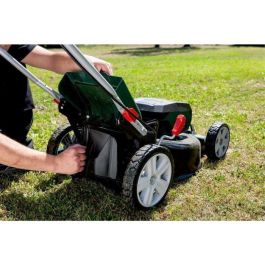 Metabo RM 36-18 LTX BL 46 Cortacésped a batería 18V, ancho de corte 46 cm, colector 55L, 7 alturas 25-80 mm Metabo RM 36-18 LTX BL 46 Cortacésped a batería 18V, ancho de corte 46 cm, colector 55L, 7 alturas 25-80 mm
