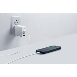 Razer RC21-01700200-R3M1 Cargador para Interior de 130W, Blanco, Compatible con Auriculares, Smartphones, Tablets, Portátiles y más