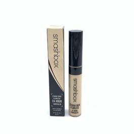 Studio Skin Flawless, Corrector líquido, Justamente cálido, 8 ml Precio: 36.49999969. SKU: B1F3NBNKH8
