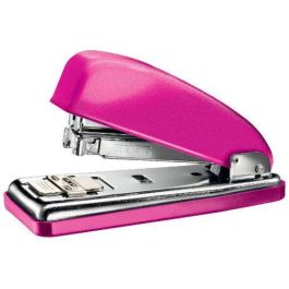 Petrus 226 Grapadora Classic fucsia metalizado, 30 hojas, metálica, tecnología DIT, grapado abierto/cerrado/clavado Precio: 27.95000054. SKU: BIX626510