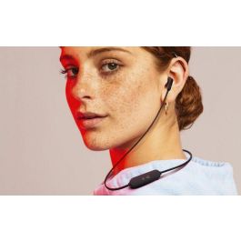 JBL Tune 215BT Auriculares Inalámbricos Bluetooth con Pure Bass Sound y 16 Horas de Batería - Negros