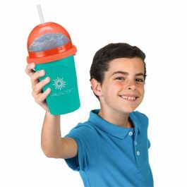 Chillfactor Máquina de granizar instantánea (congela, aprieta y disfruta) - Modelos surtidos, 10.5x10.5x18.8cm, para niños 4+ años Chillfactor Máquina de granizar instantánea (congela, aprieta y disfruta) - Modelos surtidos, 10.5x10.5x18.8cm, para niños 4+ años