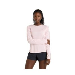 Sudadera sin Capucha Mujer New Balance Athletics Beige XS Precio: 49.9972. SKU: B12ERREXJ9