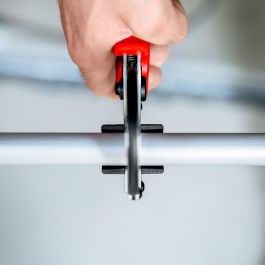 Knipex Tijeras para tubos, para Plástico y Aluminio, Negro/Azul/Rojo, corte hasta 2,6 cm, 210 mm