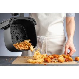 Freidora sin aceite - ARTHUR MARTIN - Airfryer 5 L - 1400 W - Pantalla táctil - 7 preajustes de cocción - Negra Freidora sin aceite - ARTHUR MARTIN - Airfryer 5 L - 1400 W - Pantalla táctil - 7 preajustes de cocción - Negra