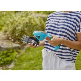 Kit A Grass Cisail Comfortcut Li + Mango telescópico + Ruedas- 3.6 V/3.0 AH- Protección de cuchillas USB-C- 9889-20 Kit A Grass Cisail Comfortcut Li + Mango telescópico + Ruedas- 3.6 V/3.0 AH- Protección de cuchillas USB-C- 9889-20