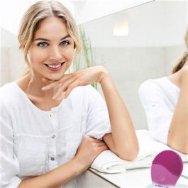 Beurer FC-49 Cepillo Facial 2 en 1 de Silicona con Masaje Anti-Edad, 3 Zonas de Filamentos y Resistente al Agua Beurer FC-49 Cepillo Facial 2 en 1 de Silicona con Masaje Anti-Edad, 3 Zonas de Filamentos y Resistente al Agua