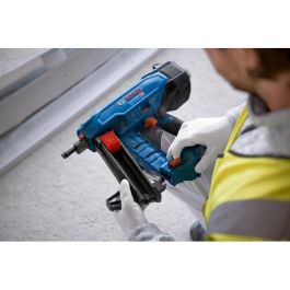 Bosch GNB 18V-38 Clavadora de hormigón a batería Inalámbrica de 18V