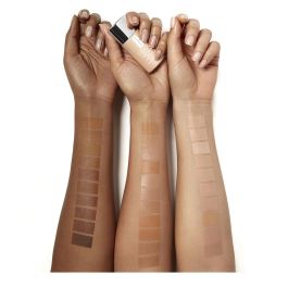 Clinique EVEN BETTER fluid foundation #CN52-neutral, Base de maquillaje fluido SPF 15, 30 ml