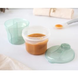 KioKids Dispensador de Leche en Polvo 3 Compartimentos Semitransparentes Sage | Para Bebés +0 Meses, Apto Lavavajillas y Esterilizador
