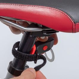 Innovagoods Linterna LED Trasera Recargable para Bicicleta con 5 Modos de Iluminación, Luz de Seguridad para Ciclismo Nocturno y Uso Multiuso