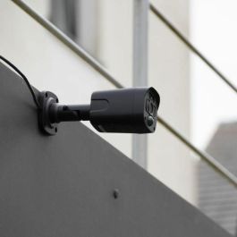 Chacon Kit 2 Cámaras de Seguridad Inalámbricas IP con Pantalla Táctil 1080p (2MP) para Hogar y Oficina, Visión Nocturna, 100m Alcance Chacon Kit 2 Cámaras de Seguridad Inalámbricas IP con Pantalla Táctil 1080p (2MP) para Hogar y Oficina, Visión Nocturna, 100m Alcance