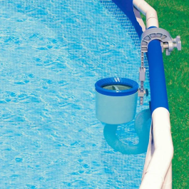 Intex Skimmer de Superficie para Piscinas Independientes o Tubulares - Mantiene Limpia el Agua Recuperando Impurezas Precio: 30.8999999. SKU: B133VWXH2E