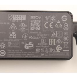 Lenovo Adaptador de Corriente 45W para Portátiles. Voltajes de Salida Soportados: 20V, 15V, 9V, 5V; Corriente 2.25A. Diseño Compacto.