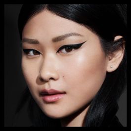 Max Factor MASTERPIECE mate liquid eyeliner #01-black 1,7 ml