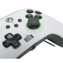 PowerA FUSION Pro 2 Mando con Cable para Xbox Series X/S - Negro/Blanco, Ref: 1516954-01 | 4 Gatillos Programables, Motores de Vibración PowerA FUSION Pro 2 Mando con Cable para Xbox Series X/S - Negro/Blanco, Ref: 1516954-01 | 4 Gatillos Programables, Motores de Vibración
