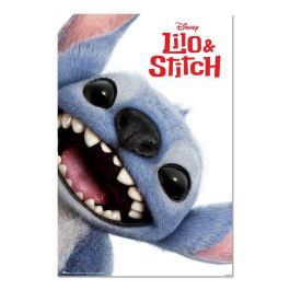 ERIK Poster Stitch Disney Live Action - Papel brillo 91,5x61cm Precio: 7.49999987. SKU: B1FAZ45KXK