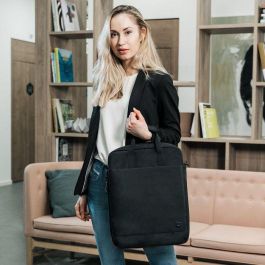 Dicota Eco MOTION 13 - 15.6", 600D RPET Polyester, Black Dicota Eco MOTION 13 - 15.6", 600D RPET Polyester, Black