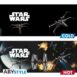 Abystyle Taza térmica Star Wars Space Battle 460ml, cambia de diseño con calor, King Size cerámica con licencia oficial