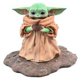 Diamond Collection Figura Milestones Star Wars The Mandalorian The Child en Resina Edición Limitada