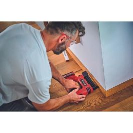 Einhell TE-CN 18 Li Solo - Clavadora / Grapadora Inalámbrica a Batería (Sin Batería)