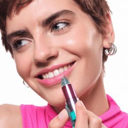 Essence Barra de Labios Aqua Jelly Color Changing Lipstick 2,8 gr Turquesa