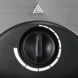 Severin WA2103 Plancha para Gofres con Forma de Corazón, Termostato Ajustable y Revestimiento Antiadherente - Negro / Acero Inoxidable