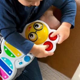 Bright Starts BE74451129276 - Xilófono Cal's Curious Keys, juguete musical para bebé, 12 meses en adelante