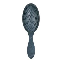 Wet Brush Pro Detangler Black. Cepillo Desenredante Profesional con Cerdas IntelliFlex Ultrasuaves que Minimizan el Dolor y el Daño Capilar Precio: 7.79000057. SKU: SBL-ART12104