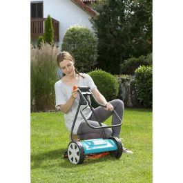Gardena 330 Classic Segadora helicoidal manual 33cm para césped pequeño, corte sin fricción y silencioso, manillar ergonómico