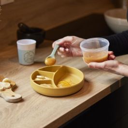 Thermobaby THE3023191595497 Plato para bebé con ventosa, Silicona, Antideslizante y Compartimentado, Amarillo Miel