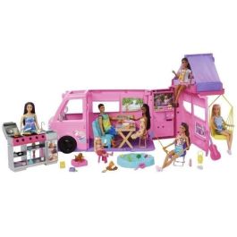 Barbie Hrj78 Súper Caravana DreamCamper con 7 Zonas de Juego, Tienda Plegable y Más de 60 Accesorios para Muñecas Barbie