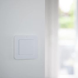 Dio Connected Home Lote de 2 Dio con 2 módulos de iluminación de interruptores inalámbricos Dio Connected Home Lote de 2 Dio con 2 módulos de iluminación de interruptores inalámbricos