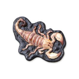 SES Creative Kit Moldeado y Pintura Animales de Miedo - Molde en Relieve Grande, 5 Colores de Pintura, Luminiscente, Pincel, Brillo, Yeso para Niños +5 años