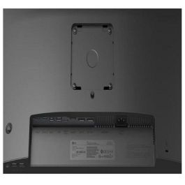 LG 24BA750-B Monitor 24" Full HD IPS Black 16:9 con HDMI, DisplayPort, USB-C, DaisyChain y Altavoces 100Hz