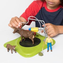 SCHLEICH 42529 FARM WORLD Estación de lavado de vacas con figura de vaca, ternero y figura humana